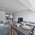 Olivais Modern By Homing Lejlighed *