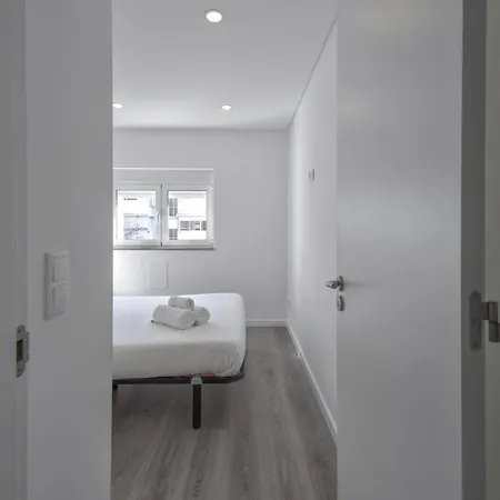 Apartman Olivais Modern By Homing *