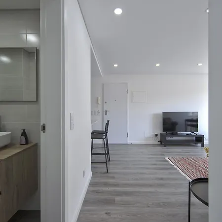 Apartman Olivais Modern By Homing *