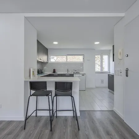 Apartman Olivais Modern By Homing *